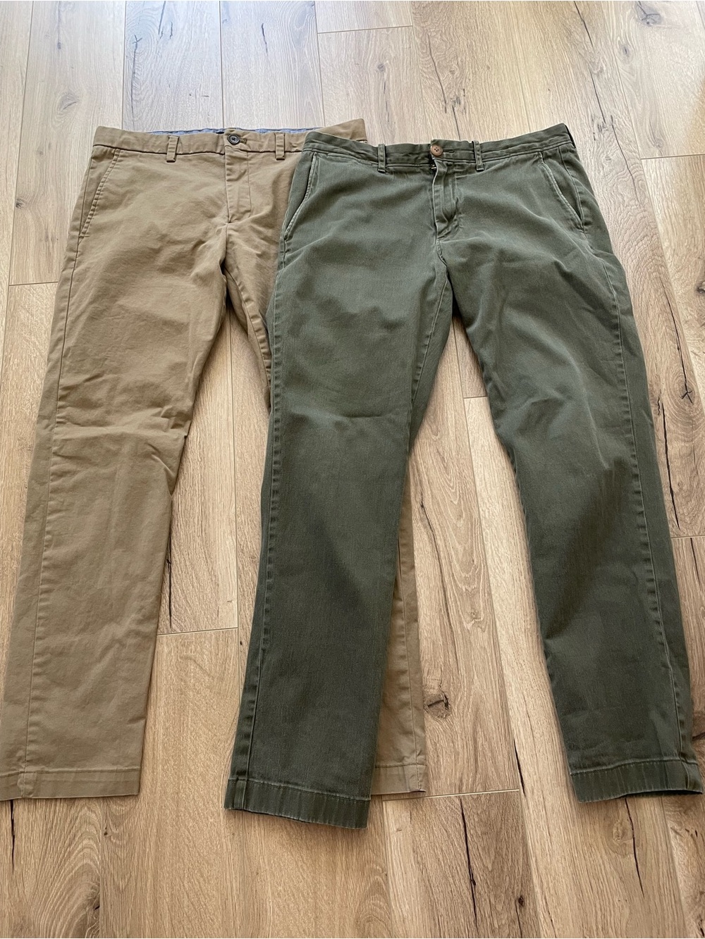Bundle lot pair chinos banana republic Fulton  j crew 770 stretch both 33x32